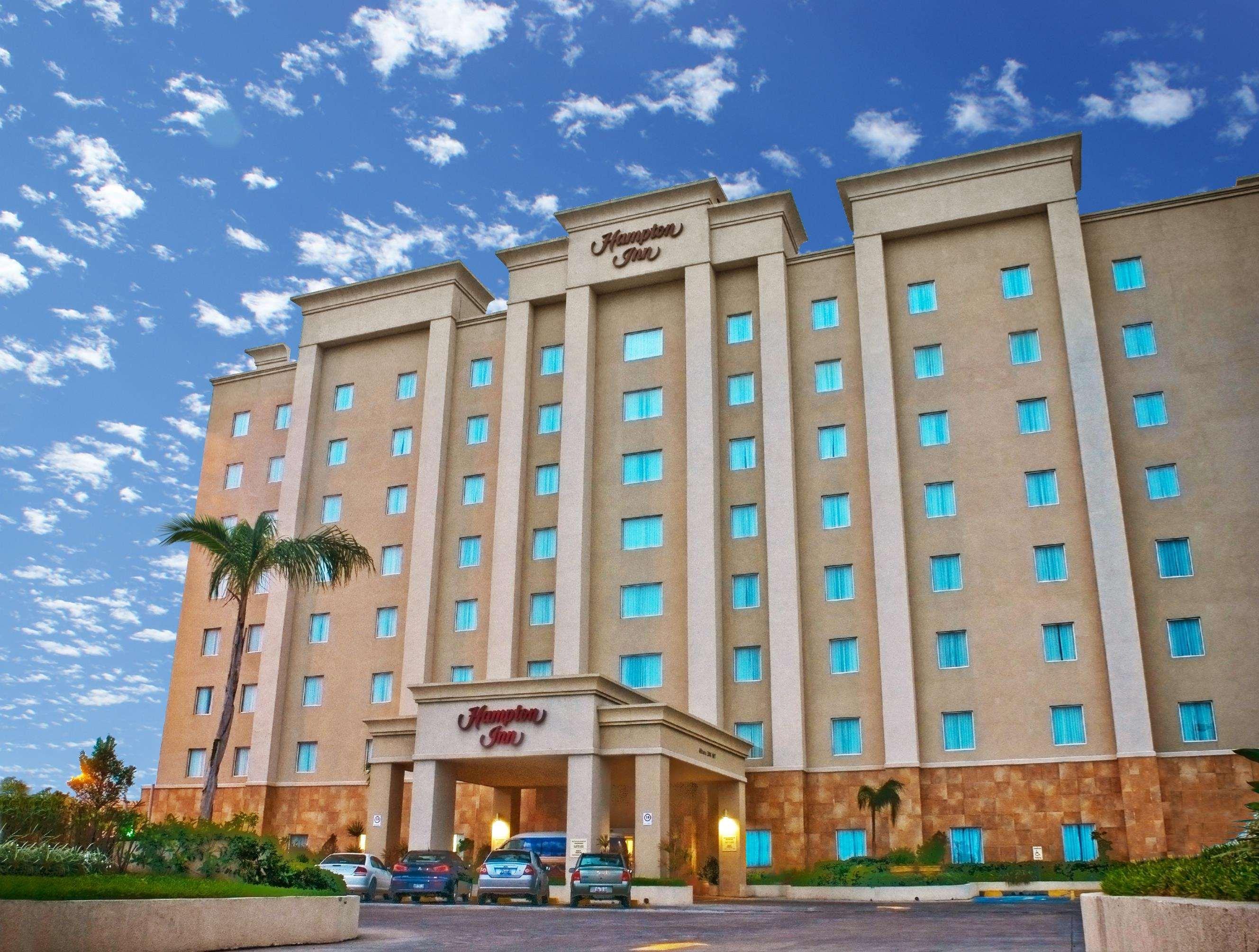 Hampton Inn Tampico Airport Exterior foto